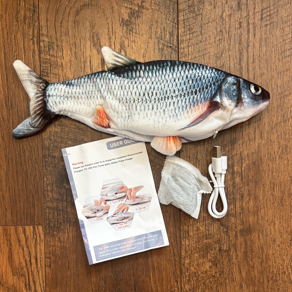 🆕 Potaroma Cat Toy Flopping Fish, Moving Kitten Kicker Floppy Fish